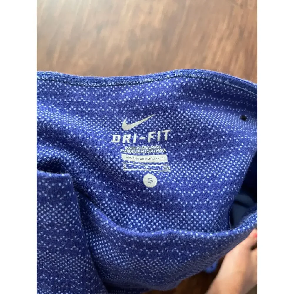 Nike Dri-Fit womens small yoga capris